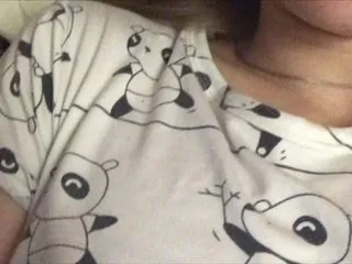 Live sex webcam photo for young-lola #218383939