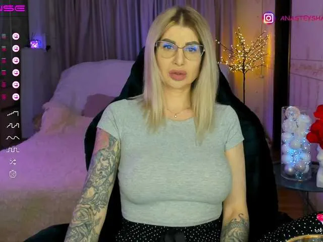 Live sex webcam photo for your-amazon4rever-wild #277375651