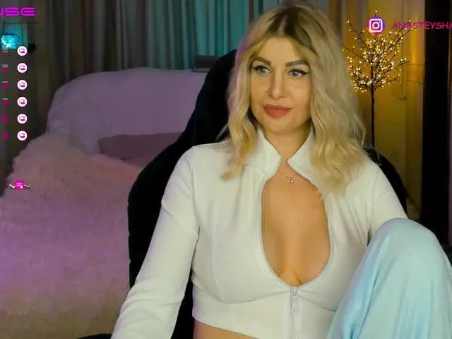 Live sex webcam photo for your-amazon4rever-wild #277389952