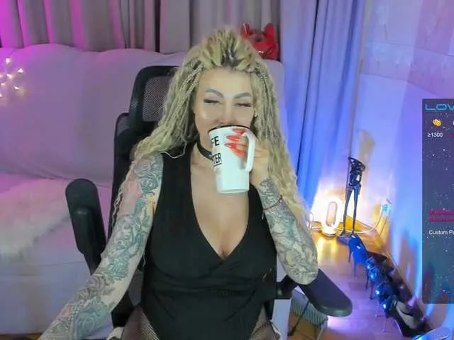 Live sex webcam photo for your-amazon4rever-wild #292628452