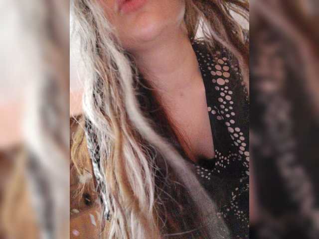Live sex webcam photo for your-red-wine #272121822