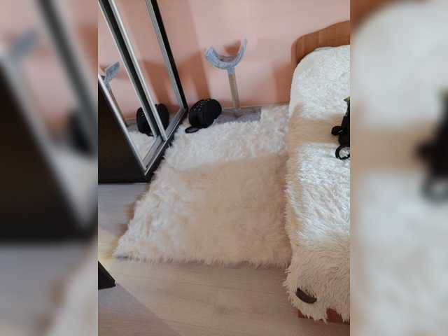 Live sex webcam photo for your-red-wine #272385486