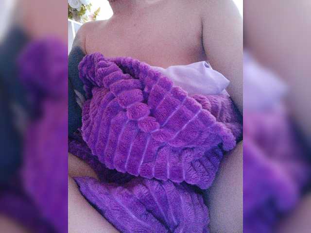 Live sex webcam photo for your-red-wine #273030679