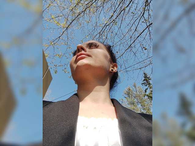 Live sex webcam photo for your-red-wine #273149418