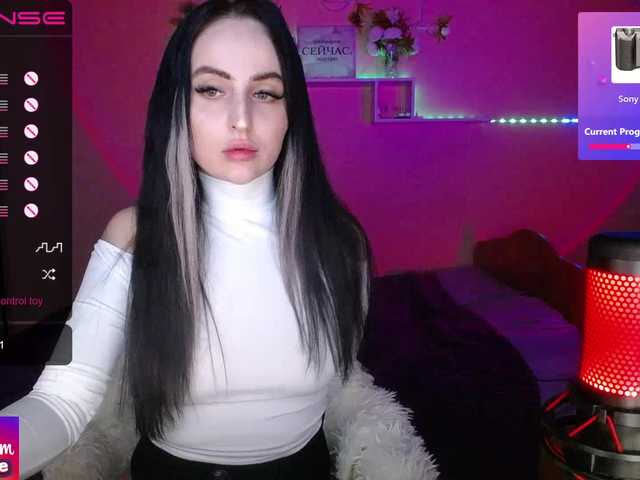 Live sex webcam photo for your-red-wine #273422153