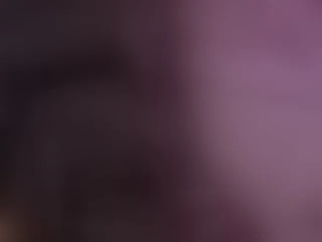 Live sex webcam photo for your-red-wine #293592378