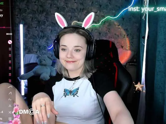 Live sex webcam photo for your-small-bunny #293794841