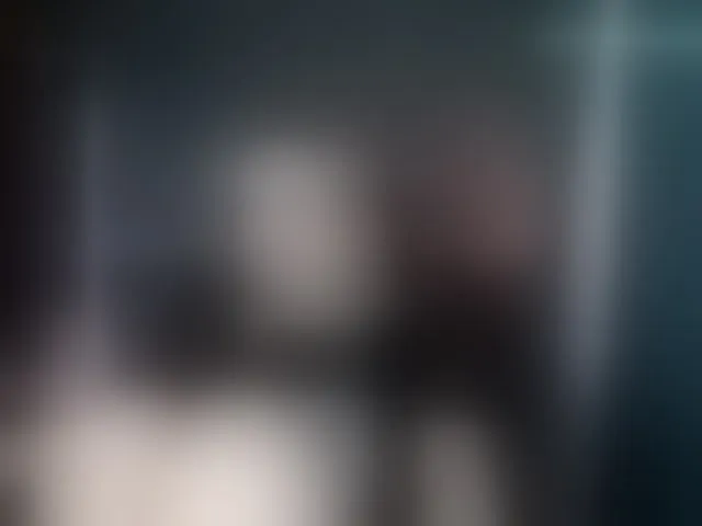 Live sex webcam photo for your-small-bunny #294040046