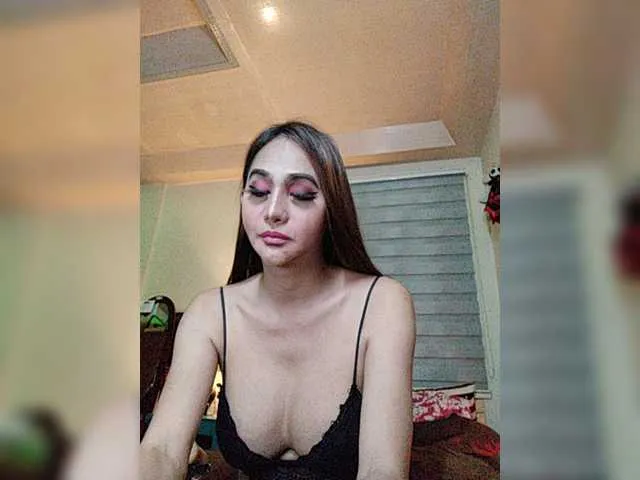 Live sex webcam photo for yourLOVEts #273380921