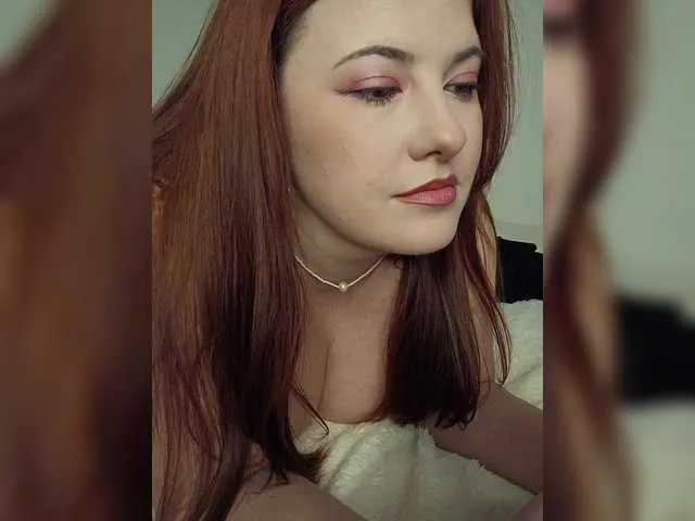 Live sex webcam photo for yourXgirl- #292211107