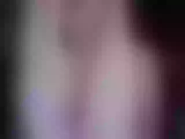 Live sex webcam photo for youralice- #276092131