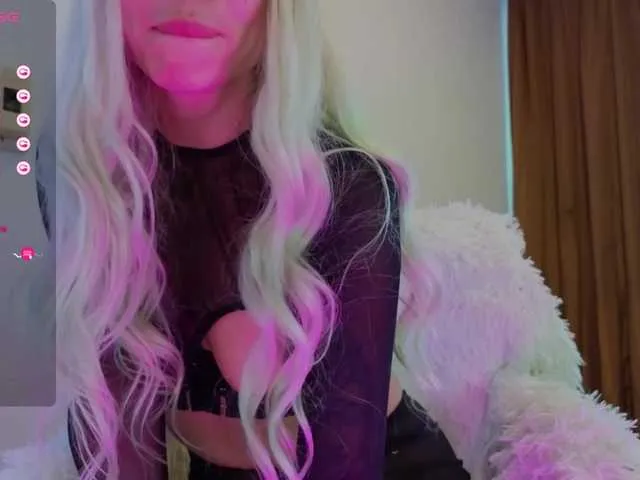 Live sex webcam photo for youralice- #276764051