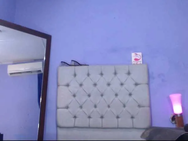 Live sex webcam photo for yourdreamfire #274625697