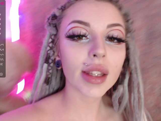 Live sex webcam photo for youreyesgazm #274338663