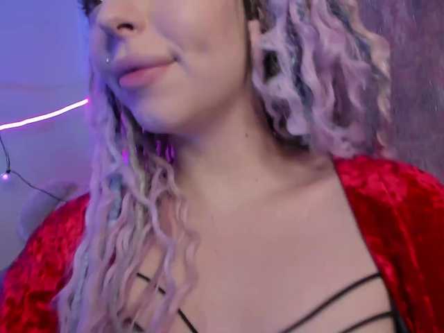 Live sex webcam photo for youreyesgazm #275587871