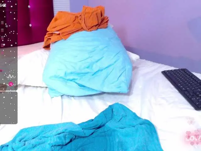 Live sex webcam photo for yourgoodgiirll #277185559