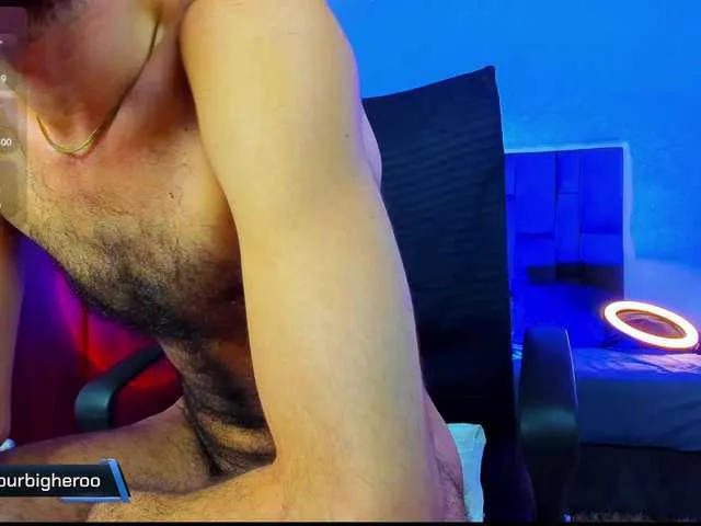 Live sex webcam photo for yourhero11 #290378042