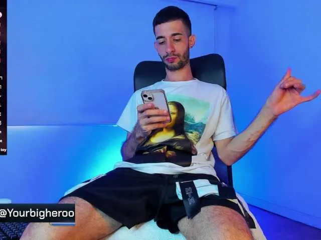 Live sex webcam photo for yourhero11 #290814375