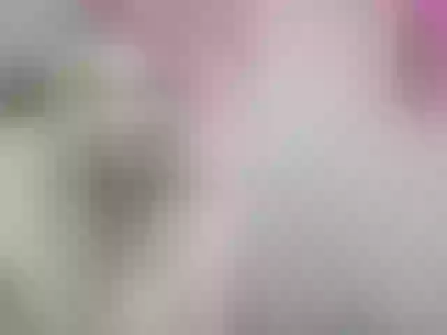 Live sex webcam photo for yourkrissnew1 #291359875