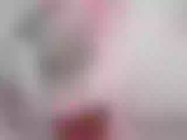 Live sex webcam photo for yourkrissnew1 #291384607