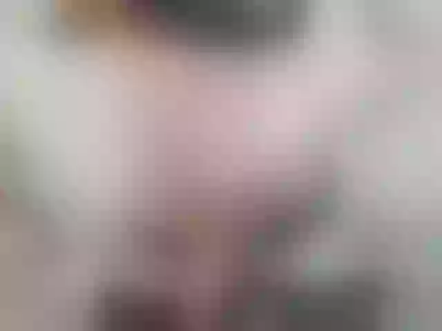 Live sex webcam photo for yourkrissnew1 #291503022
