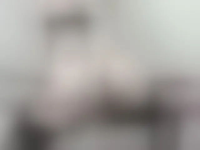 Live sex webcam photo for yourkrissnew1 #292737644