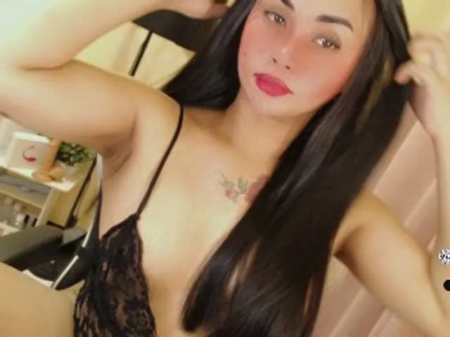 Live sex webcam photo for yourqueenmika #290534195