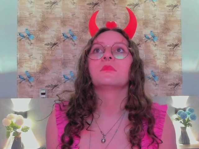 Live sex webcam photo for yoursweet-amy #276553494