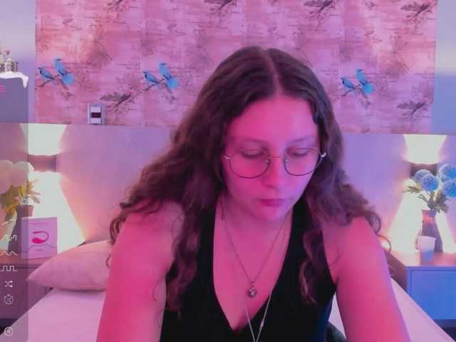 Live sex webcam photo for yoursweet-amy #276955919