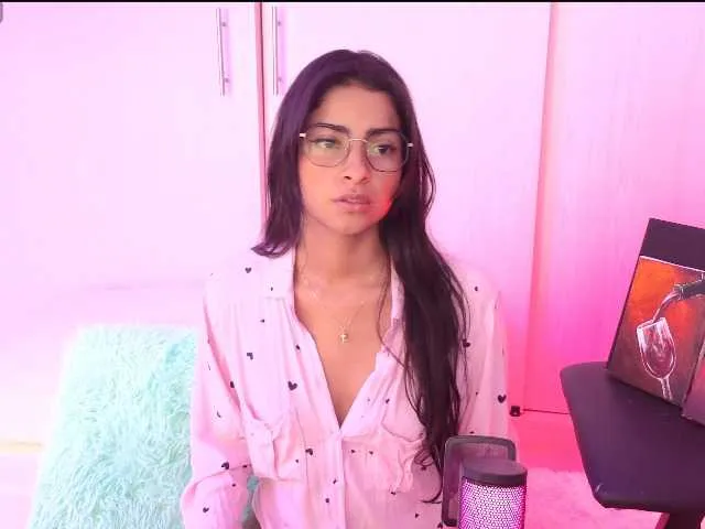 Live sex webcam photo for yues05060 #290511361