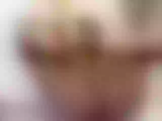 Live sex webcam photo for yuli-sweet #278272036