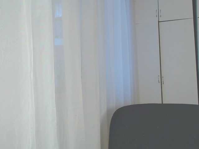 Live sex webcam photo for yuliska1 #290133050