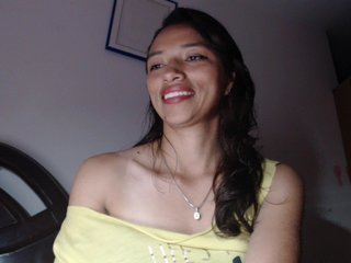 Live sex webcam photo for yulissak #189141394