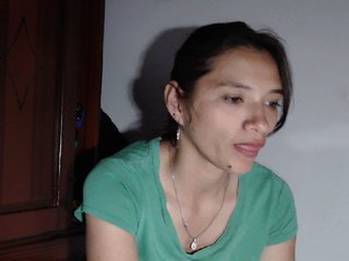 Live sex webcam photo for yulissak #189963573