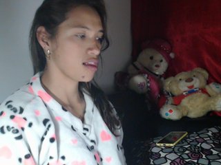 Live sex webcam photo for yulissak #197811875