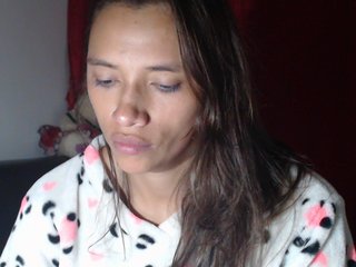 Live sex webcam photo for yulissak #197815504