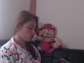 Live sex webcam photo for yulissak #202481911