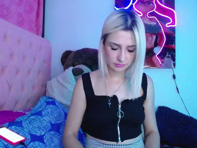 Live sex webcam photo for yulittlestar28 #277183440