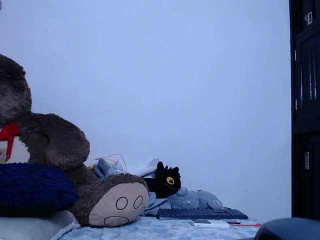 Live sex webcam photo for yulittlestar28 #292332109