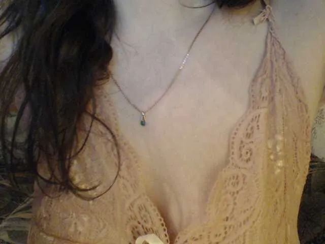 Live sex webcam photo for yuliyazai #290539106