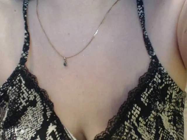 Live sex webcam photo for yuliyazai #291436264