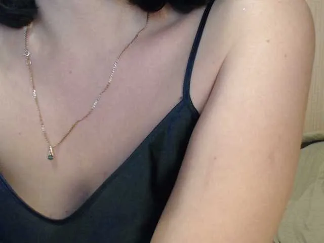 Live sex webcam photo for yuliyazai #291786095