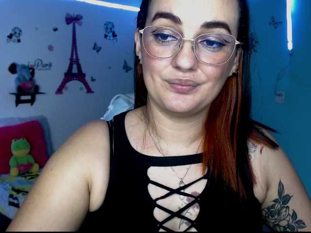 Live sex webcam photo for yunasaenz1 #274631274