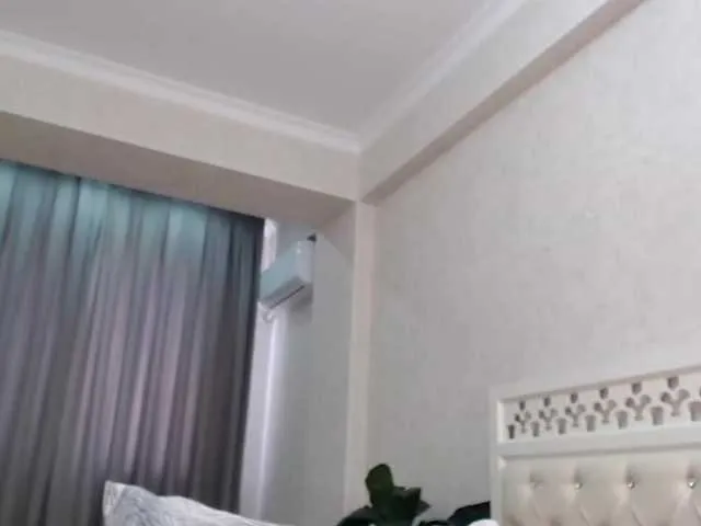 Live sex webcam photo for yupichu #288056052