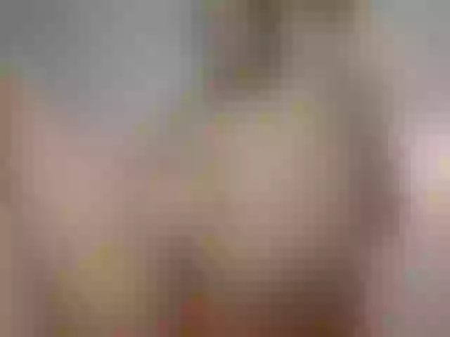 Live sex webcam photo for yuukenzi #288056391
