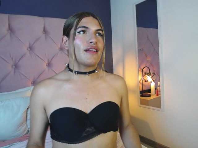 Live sex webcam photo for zafiraeclipse- #278063940