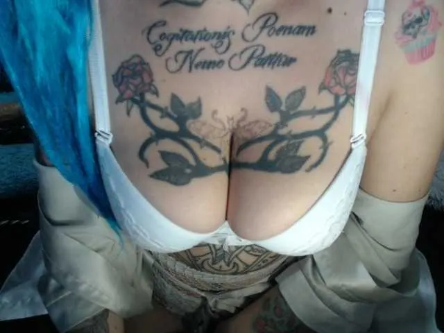 Live sex webcam photo for zafisex92 #292054724