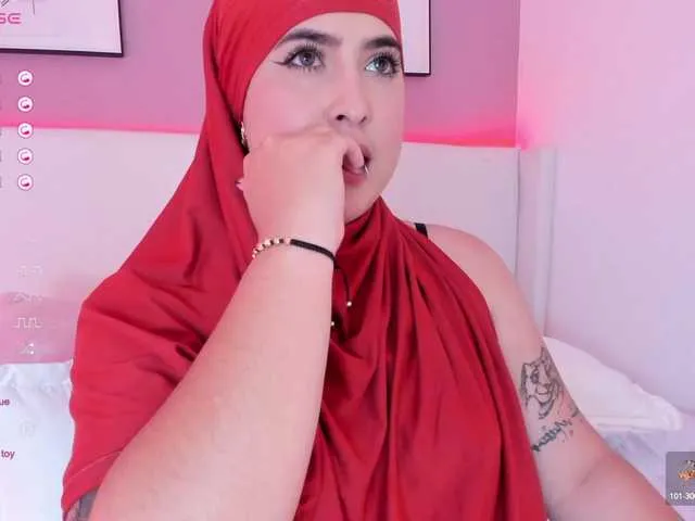 Live sex webcam photo for zahiid-a #290304117