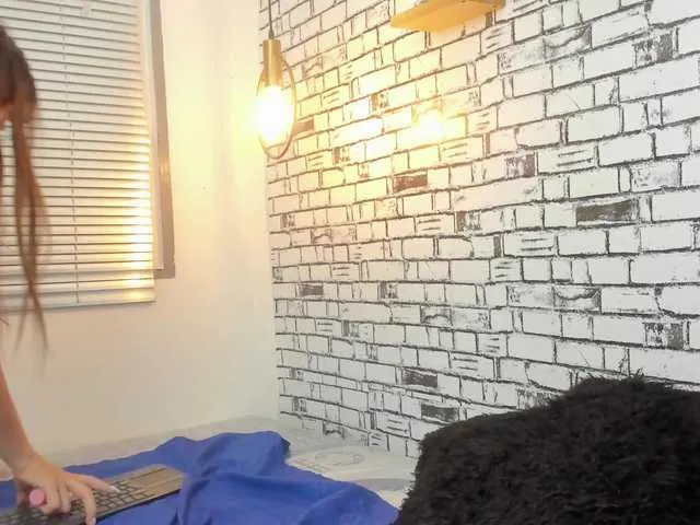 Live sex webcam photo for zara-blonde #273069080