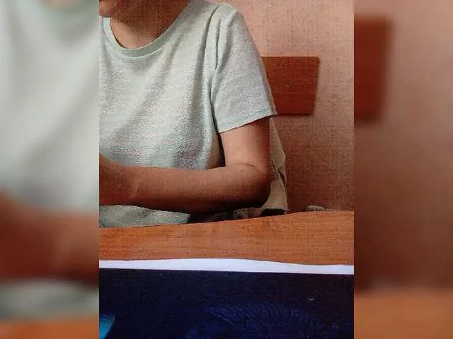 Live sex webcam photo for zarakismi #277842199